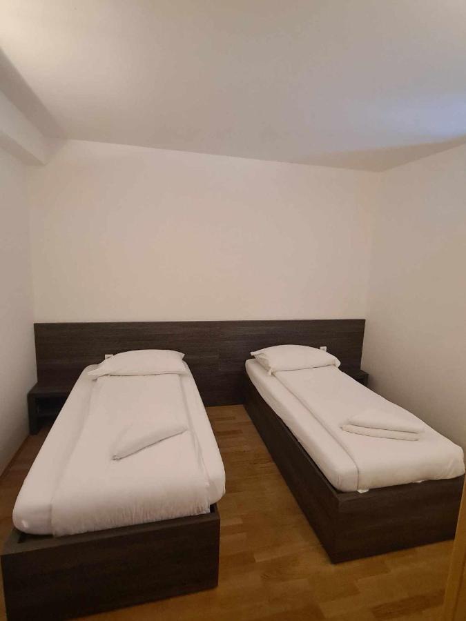 Hotel Lohovo Bihać Esterno foto
