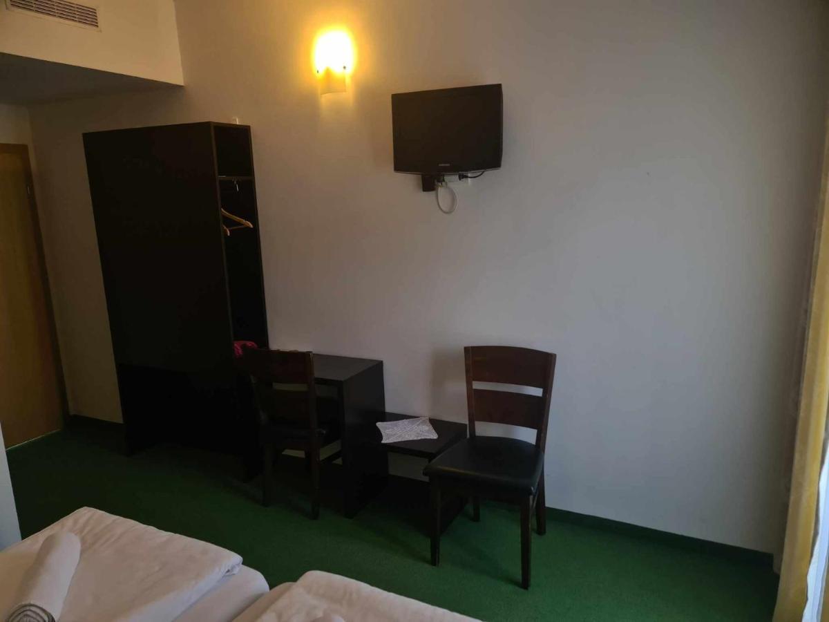 Hotel Lohovo Bihać Esterno foto