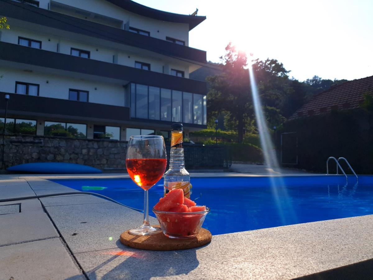 Hotel Lohovo Bihać Esterno foto