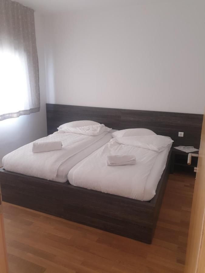 Hotel Lohovo Bihać Esterno foto